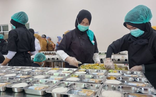 BGN Perketat Pengawasan MBG, 8 Dapur di Jambi Dijatuhi SP1