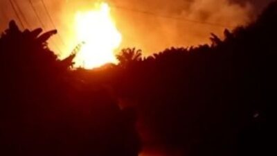 Pipa Gas Bocor di Inhil Meledak, Warga Panik dan Jalur Lintas Timur Ditutup