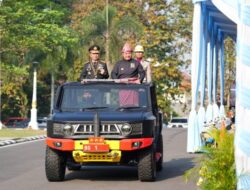 Pimpin Upacara Hari Bhayangkara ke-80, Herman Deru Harapkan Polri Semakin Responsif dan Dipercaya